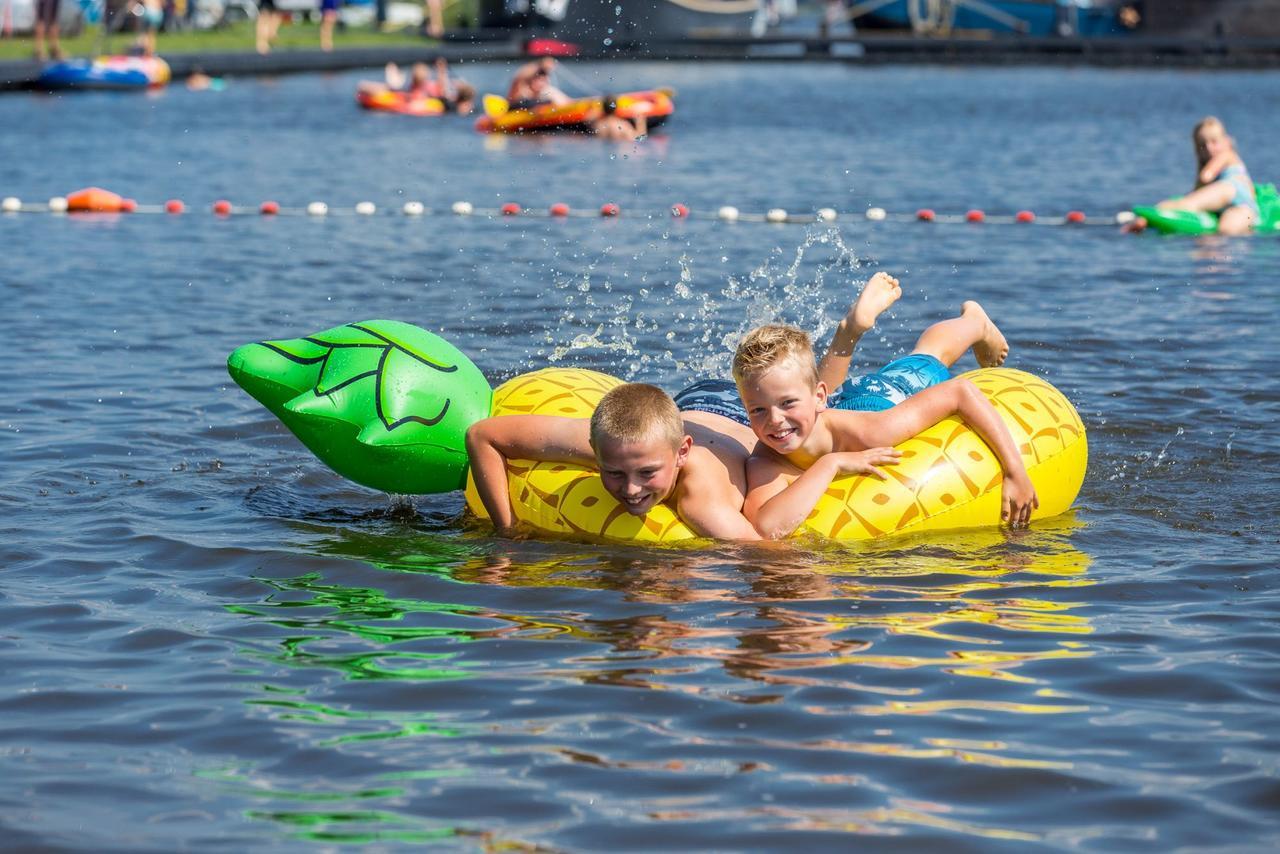 Vakantiepark De Kuilart Koudum Exteriér fotografie